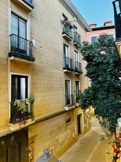 Punta Me Suites Next To Gran Via Madrid Ngoại thất bức ảnh